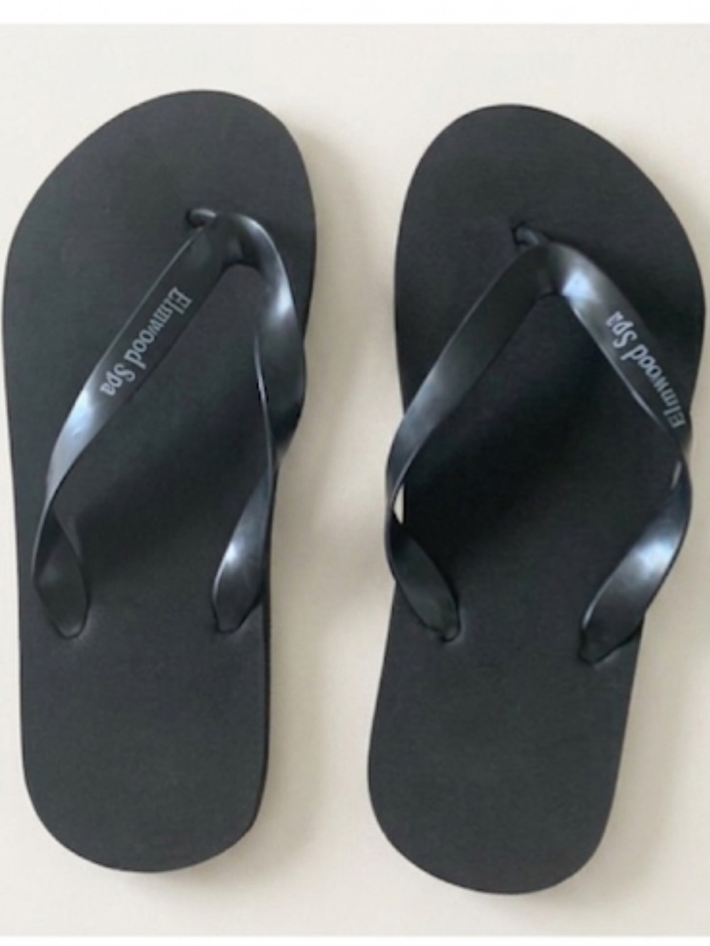 NWT Elmwood Spa Flip Flops
